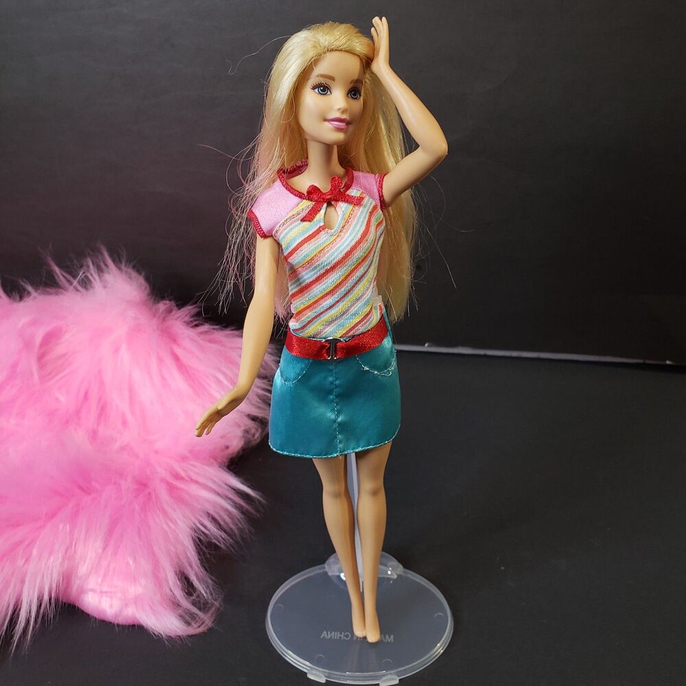 Mattel 2015 Barbie Doll 1186 Dressed Blonde Hair Blue Eyes